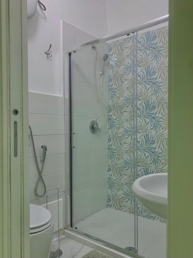 Donna Rita House Apartment Наполи Екстериор снимка